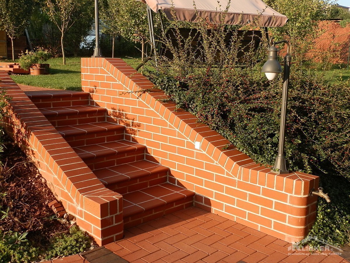 Монтаж клинкерных ступеней и плитки