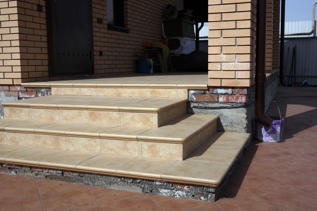 Монтаж клинкерных ступеней и плитки