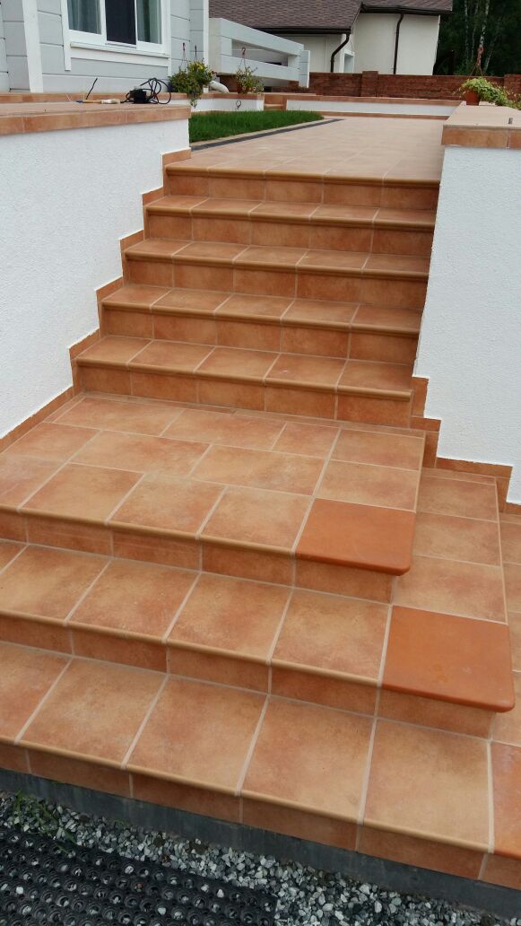 Монтаж клинкерных ступеней и плитки